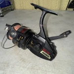 Vintage Eagle Claw 4060 Graphite Spinning Reel. Fixed Price $7.50.