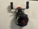 Shakespeare GX2LPA Baitcast Reel. Fixed Price $22.00.