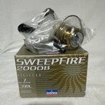 Daiwa Sweepfire 2000B Spinning Reel New Box. Fixed Price $29.00.